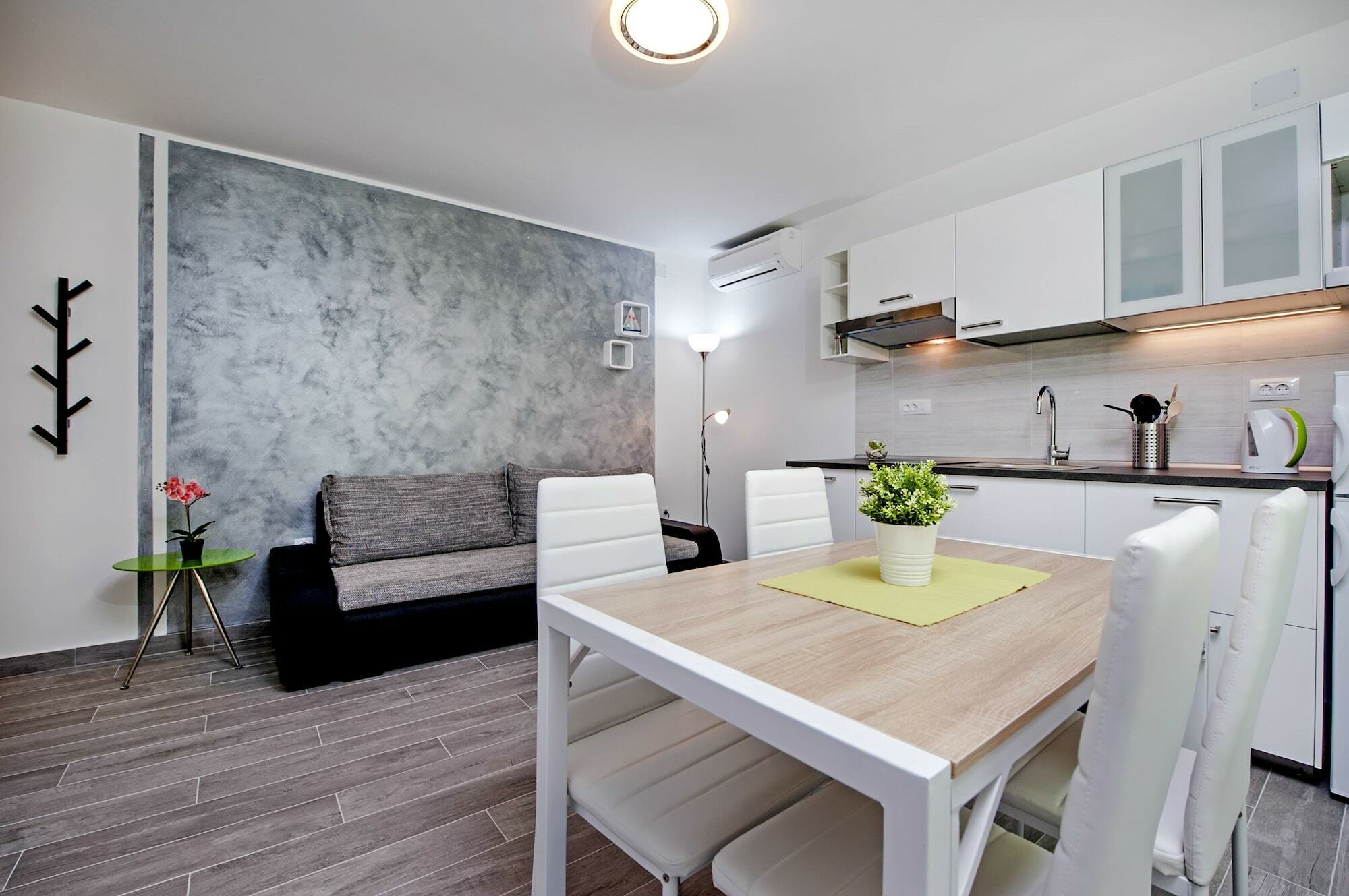 Apartment And Studio Tereza Rovinj Exterior foto